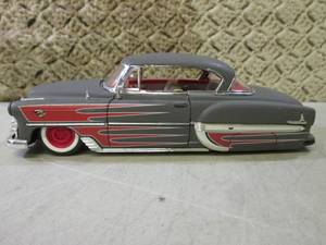 lot 165 image: Jada 1953 Chevrolet Bel Air Low Rid...