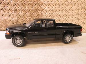 lot 168 image: Anson Dodge Dakota RT Diecast Truc...