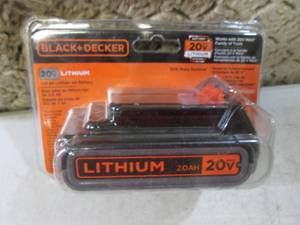 lot 192 image: Black & Decker Lithium 20 Volt Batt...