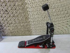 lot 196 image: DW 5000 Kick Drum Pedal  RM2...