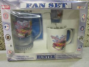 lot 197 image: Nascar Bill Elliott Hunter Fan Set ...