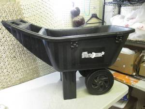 lot 206 image: Ames Easy Roller Jr YardGarden Car...