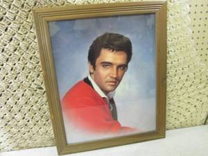 lot 210 image: Framed Elvis Print 19 x 23  RMC...