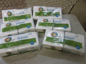 lot 215 image: 6 Packs of Napkins 250 Napkins Each...