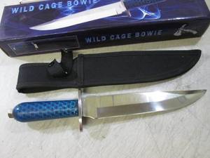 12 Wild Cage Bowie Knife with Shea...