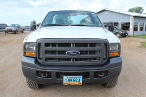 2005 Ford F350 Super Duty XL 4x4 133,291 Miles -