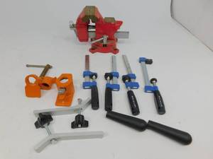 lot 40 image: Garage Tools