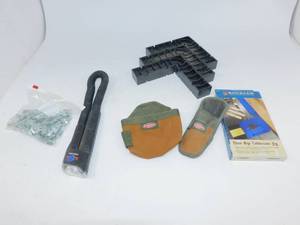 lot 52 image: Misc Garage Items