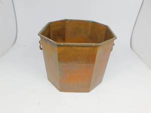 lot 70 image: Metal Flower Planter