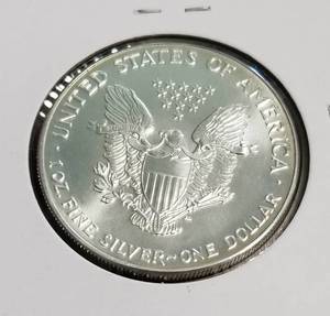 1993 AMERICAN SILVER EAGLE 1 TROY OZ. .999 FINE SILVER DOLLAR