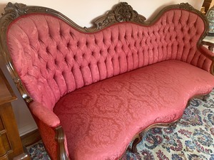 lot 3 image: Victorian Walnut Sofa