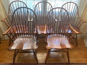 lot 12 image: Set of Six Windsor Style Arm Chairs