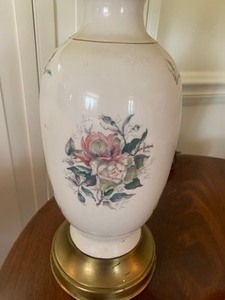 lot 17 image: Pair of Floral Design Lamps