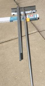 lot 55 image: Garelick Snow Rake