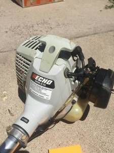 lot 62 image: Echo Gas Powered Leaf Blower (SRM-1501)