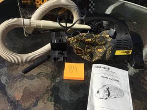 lot 84 image: Dirt Devil Series 500 Hand Vac