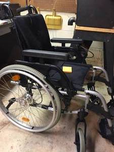 lot 180 image: Breezy Elegance Wheelchair