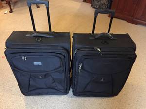 lot 258 image: Two Travel Pro Suitcases