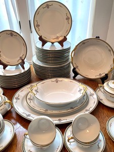 lot 44 image: Noritake China Set