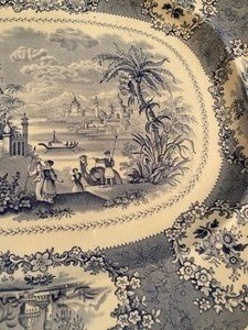lot 115 image: English Transferware Platter