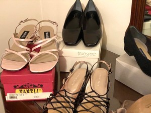 lot 315 image: Lot of Womens Shoes