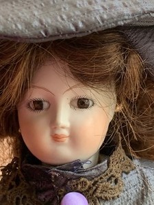 lot 276 image: Antique Doll French