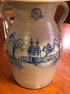 lot 234 image: Pottery Table Lamp by Rowe Pottery Works