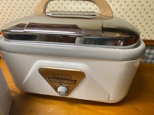 lot 324 image: Small Kitchen Appliances