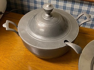 lot 331 image: Pewter Items