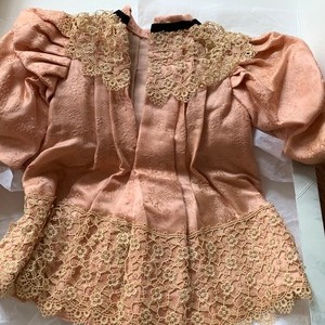 lot 352 image: Antique Doll Dress