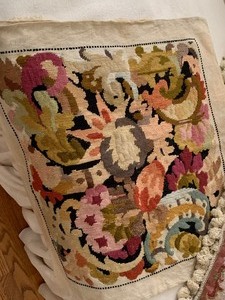 lot 350 image: Decorative Needlepoint Pillows