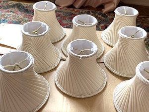 lot 354 image: Lot of Mini Lampshades