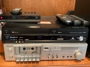 lot 368 image: Lot of Electronics