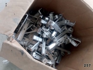lot 257 image: Box Of 5 Gutter Brackets