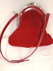 lot 74 image: Vintage Charles Jordan Handbag