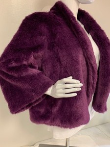 lot 86 image: Vince Camuto Jacket
