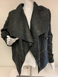 lot 90 image: Saks Fifth Avenue Jacket