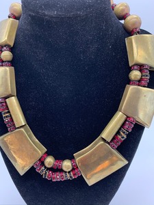 lot 103 image: Stephanie Lake Necklace