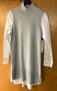 lot 214 image: Two by Vince Camuto Long Sleeve Top (new wtag)
