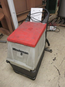 HAKO MINUTE-MAN FLOOR CLEANER