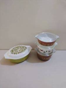 4 Vintage Pyrex Storage Containers