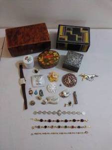 Lot of Jewelry & Jewelry Boxes