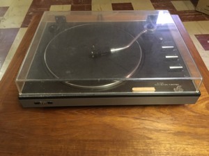 JVC Turntable JL820