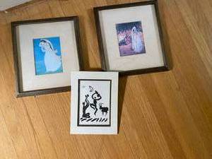 Lot of misc decor, prints and knick knacks