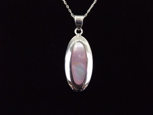 .925 Sterling Silver Inlayed Mother of Pearl Pendant Necklace