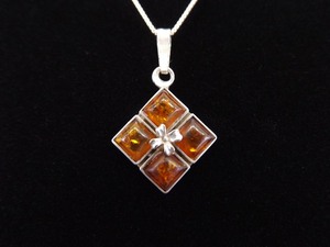 .925 Sterling Silver Amber Square Cabochons Pendant Necklace
