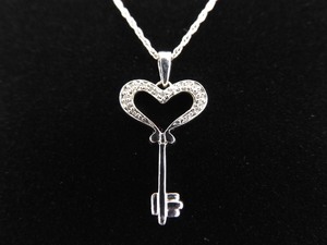 .925 Sterling Silver Diamond Accented Key to My Heart Pendant Necklace