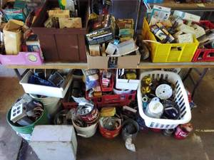 lot 29 image: Lot of Lighting & Electrical Stuff
