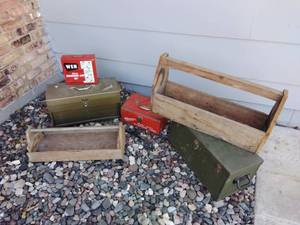 lot 46 image: Six Vintage Toolboxes