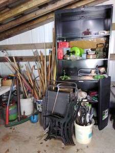 lot 50 image: Gardening Supplies
